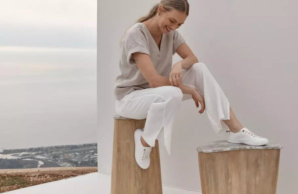 Vionic Pismo Cameo Rose Casual Canvas Sneaker Women sizes 5-11/NEW! MEDIUM