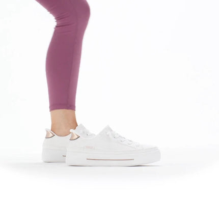 SKECHERS Slip-ins: BOBS Social White Sneaker Womens sizes 5-11/NEW