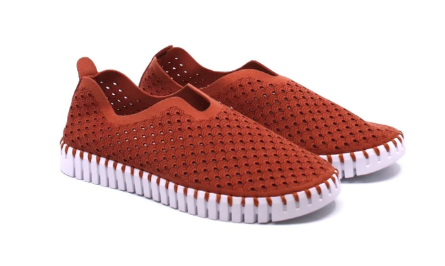 Ilse Jacobsen Tulip 139 Light Brick Slip-on Shoe Women's EU sizes 36-41 NEW!!!