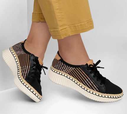 SKECHERS Wilshire Blvd - Breezy Stroll Black White Sneaker Womens sizes 5-11 NEW