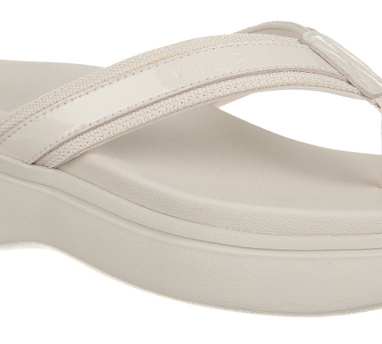 Vionic High Tide II Toe Post Cream Patent Leather Sandal Women's sizes 5-11/NEW!