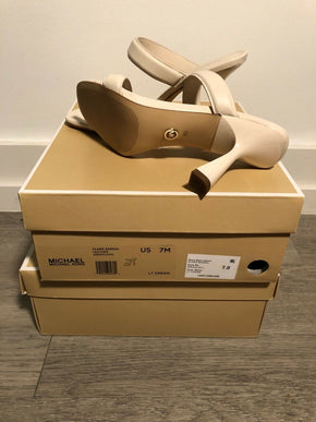 Michael Michael Kors Clara Sandal Light Cream Leather Women's US sizes 6-10/NEW!