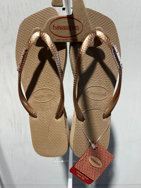 Havaianas Slim Square Logo Metallic Rose Gold Sandal Women sizes 35/36-41/42 NEW