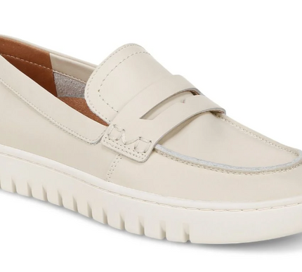 Vionic Uptown Cream Leather Slip-on Loafer Women's sizes 5-13/NEW! MEDIUM