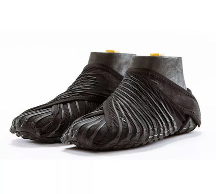 Vibram Furoshiki Black Unisex sizes XS and Small NEW!!!