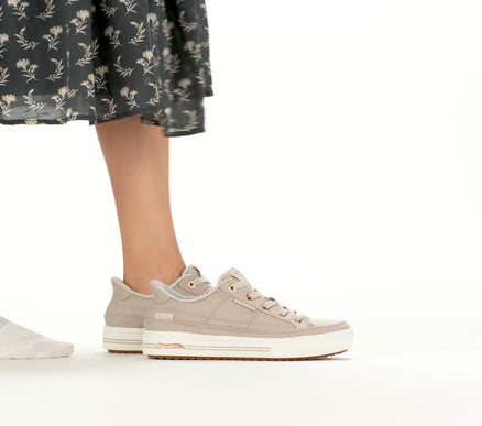 SKECHERS Slip-ins: Arch Fit Arcade - See Ya There Sneaker Womens sizes 5-11/NEW