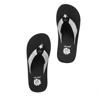 Yellow Box Fremont Silver Flatform Toe Post Sandal Women's sizes 6-10/NEW!!!