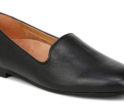 Vionic Willa II Black Leather Flat Slip-On Comfort Shoe Women's sizes 6-10 NEW!!
