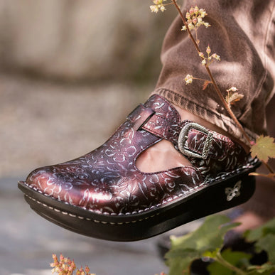 Alegria Classic Floral Embossed Rosewood Shoe Clog Womens sizes 36-40 NEW