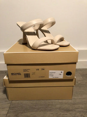 Michael Michael Kors Clara Sandal Light Cream Leather Women's US sizes 6-10/NEW!