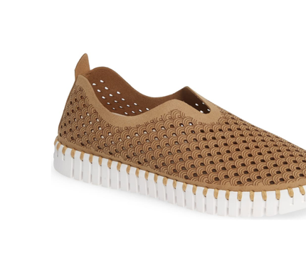 Ilse Jacobsen Tulip 139 Latte Slip-on Shoe Women's EU sizes 35-41 NEW!!!