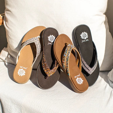 Yellow Box Dalia White Toe Post Flip Flop Sandal Women's sizes 6-10/NEW!!!