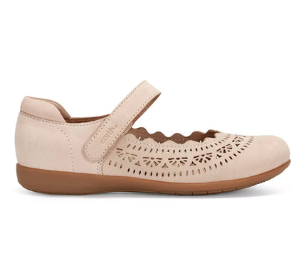 Earth Brady Light Natural Adjustable Strap Casual Flat Womens sizes 6-10 NEW M
