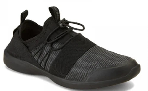 Vionic Sky Alaina Black Sneaker Comfort Shoe Womens size 5 NEW